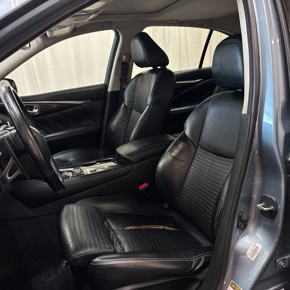 2015 INFINITI Q50 Sport