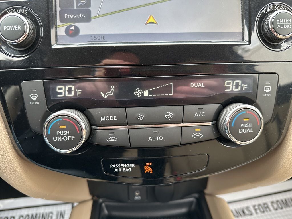 2017 Nissan Rogue SV