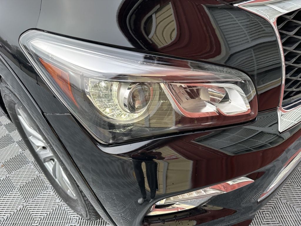 2017 INFINITI QX80 Base