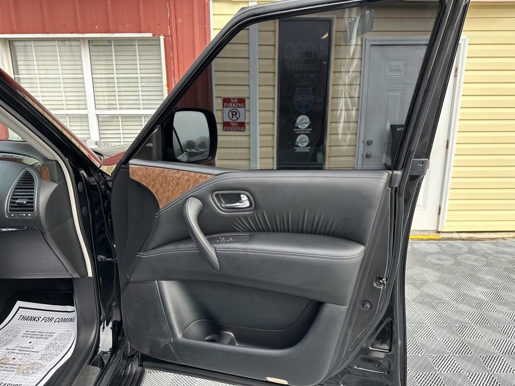 2017 INFINITI QX80 Base