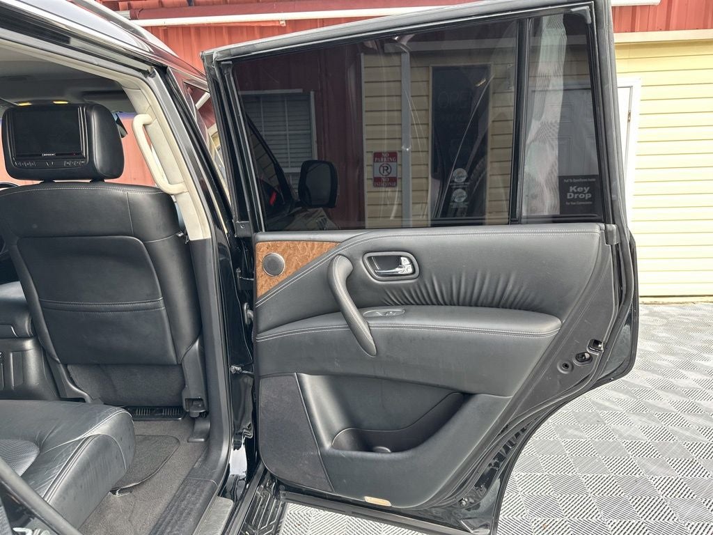 2017 INFINITI QX80 Base