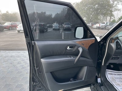 2017 INFINITI QX80 Base