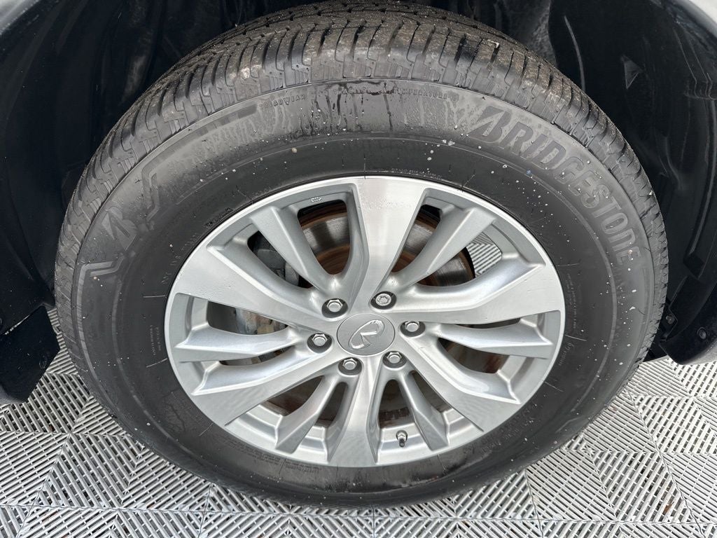 2017 INFINITI QX80 Base