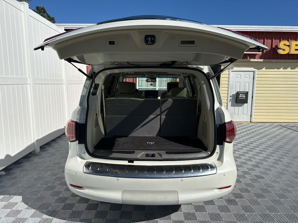 2017 INFINITI QX80 Base