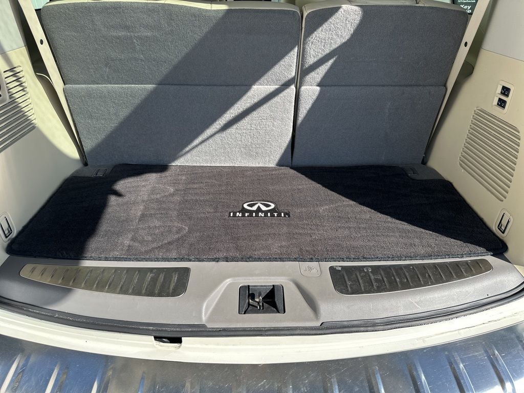 2017 INFINITI QX80 Base