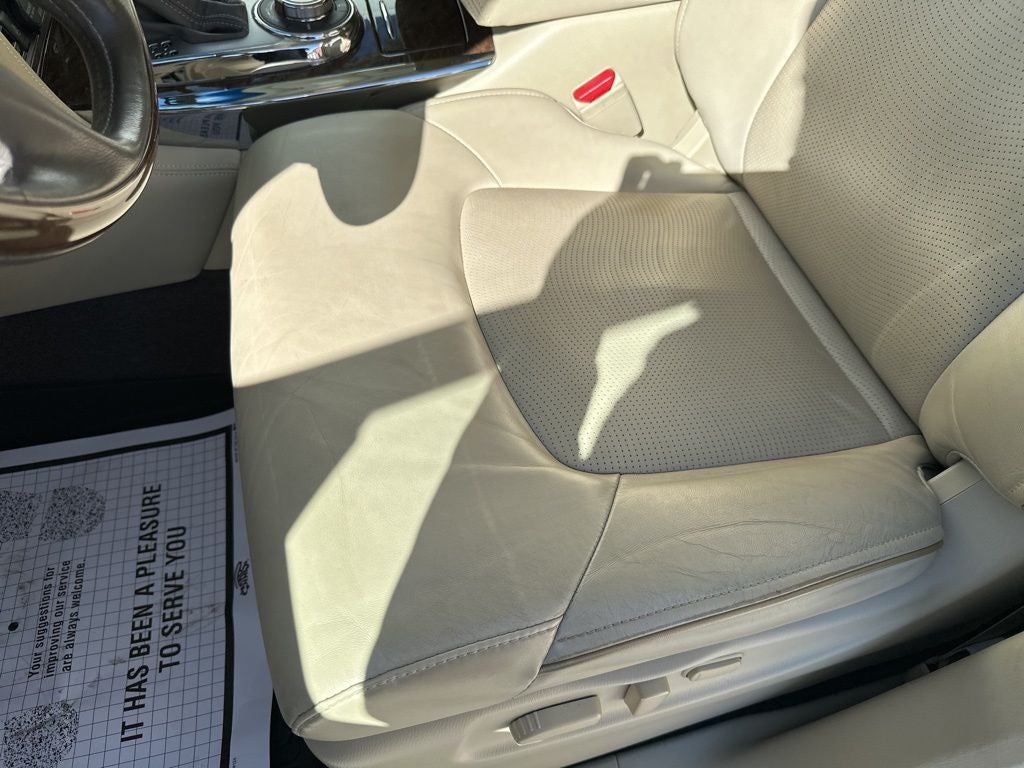 2017 INFINITI QX80 Base