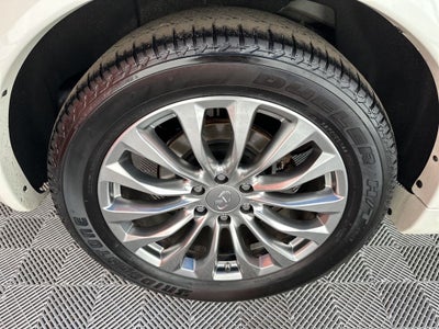 2017 INFINITI QX80 Base