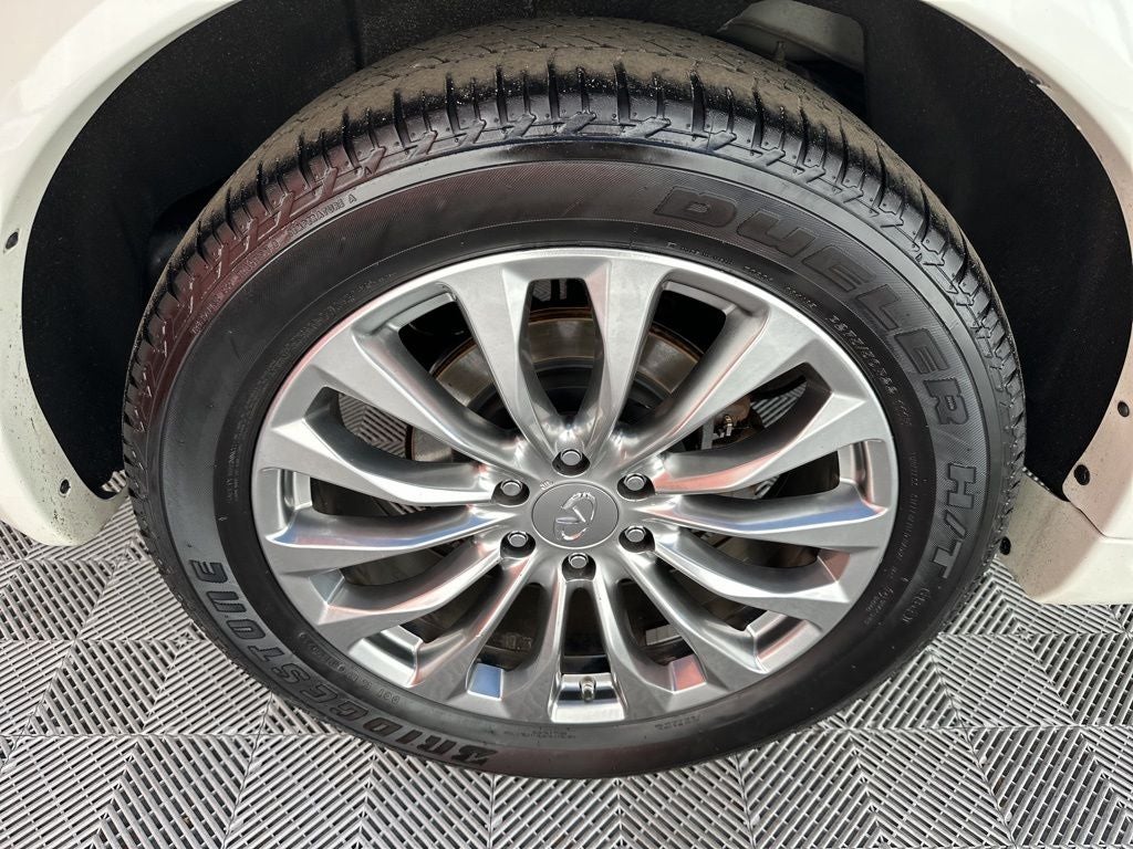 2017 INFINITI QX80 Base