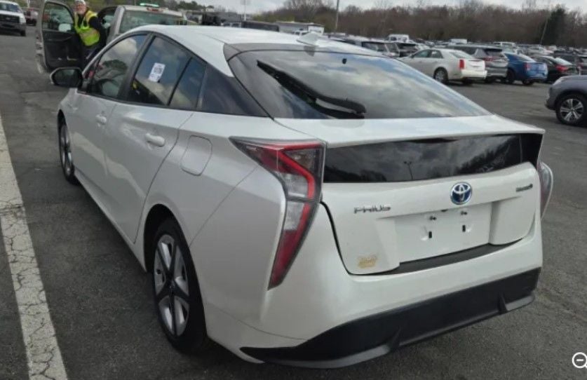 2017 Toyota Prius Four