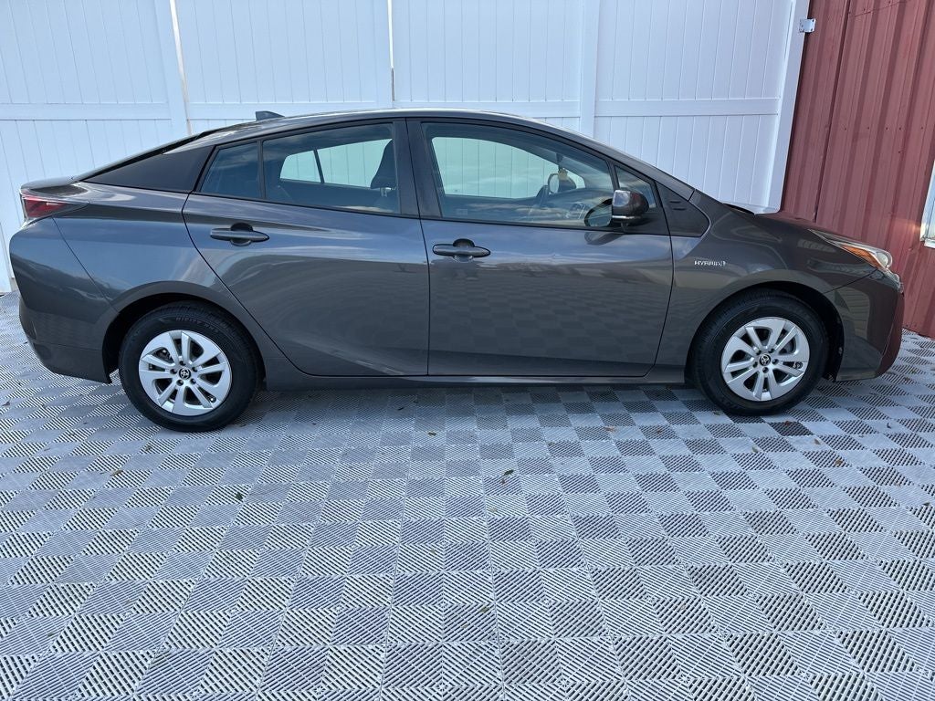 2017 Toyota Prius Two