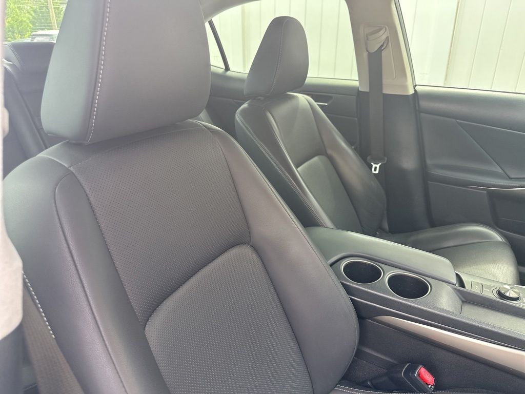 2016 Lexus IS 200t
