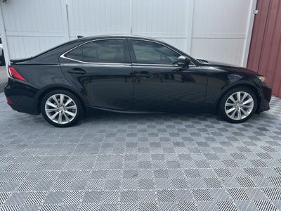 2016 Lexus IS 200t