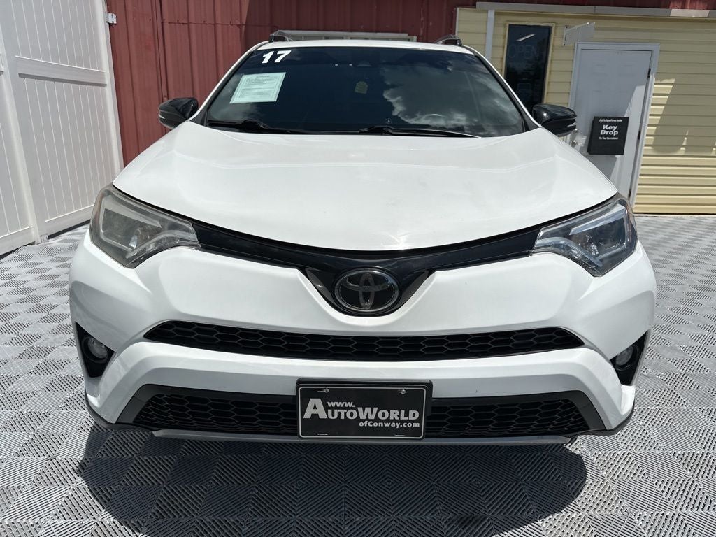 2017 Toyota RAV4 SE