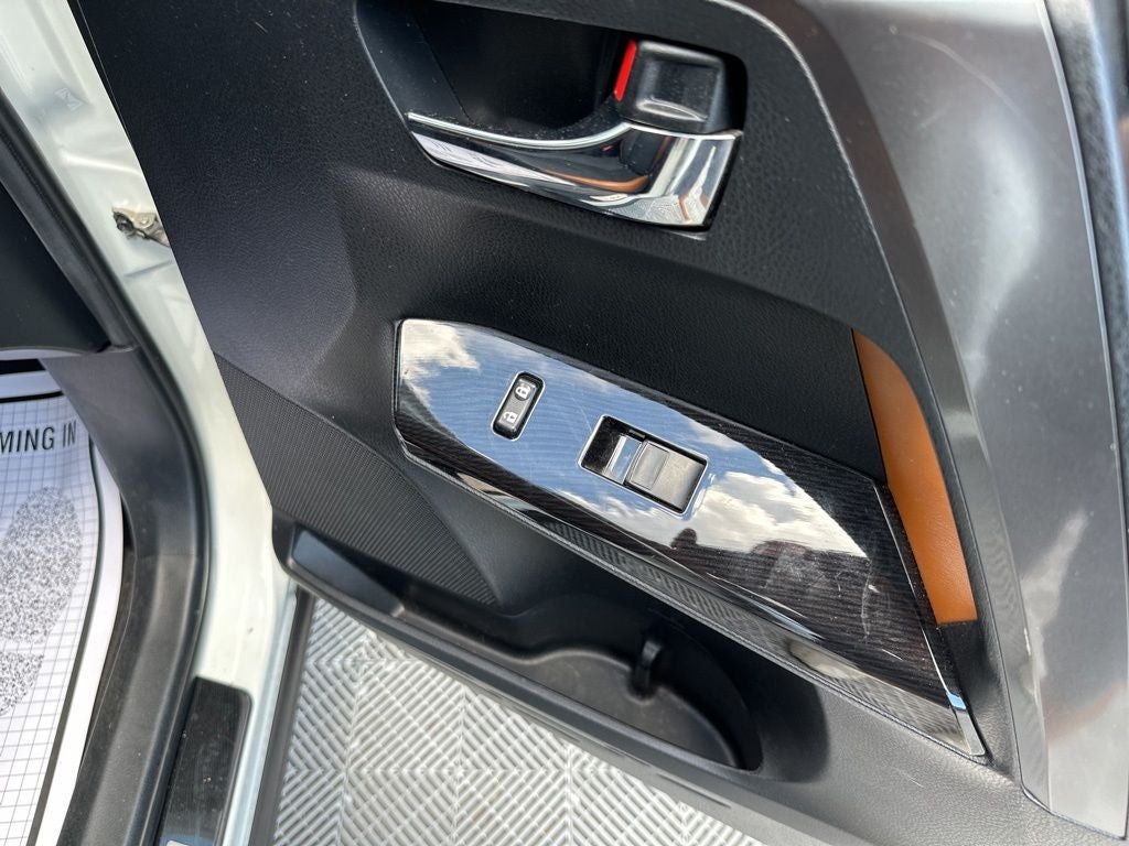 2017 Toyota RAV4 SE