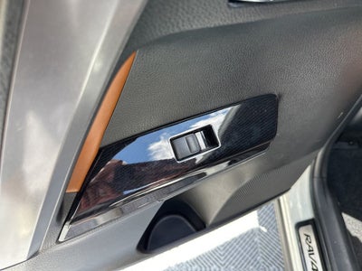 2017 Toyota RAV4 SE