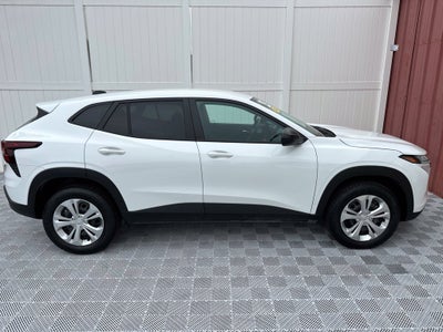 2025 Chevrolet Trax LS