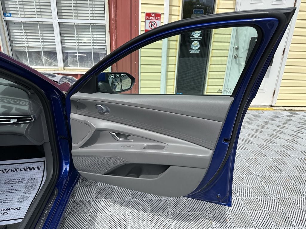 2022 Hyundai Elantra SEL