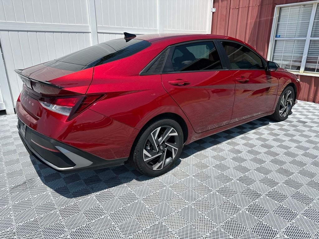 2025 Hyundai Elantra SEL Sport