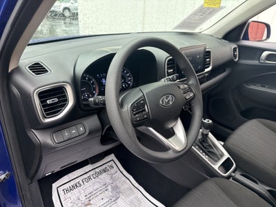 2022 Hyundai Venue SE