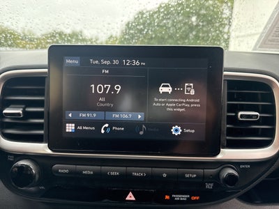 2022 Hyundai Venue SE