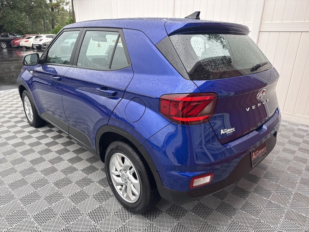 2022 Hyundai Venue SE