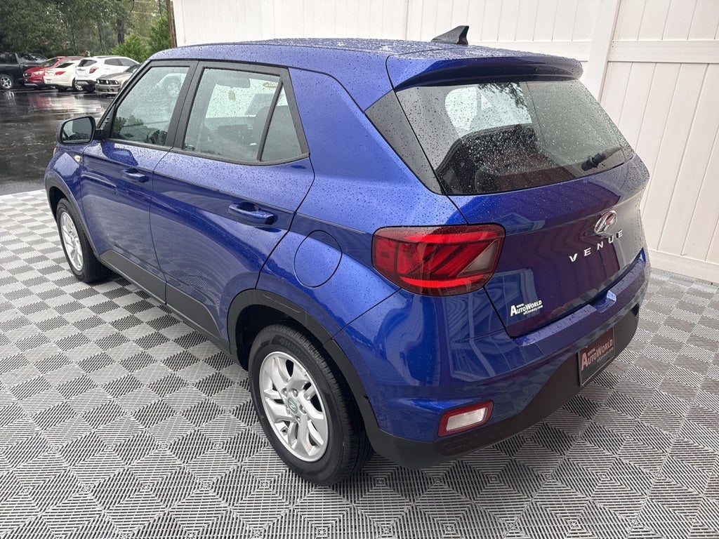 2022 Hyundai Venue SE