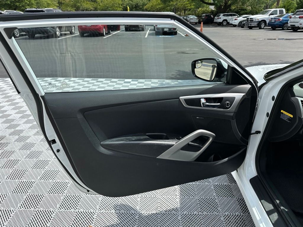 2017 Hyundai Veloster Value Edition