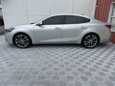 2017 Kia Cadenza Technology
