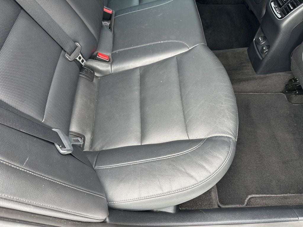 2017 Kia Cadenza Technology