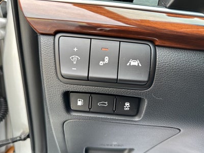 2017 Kia Cadenza Technology