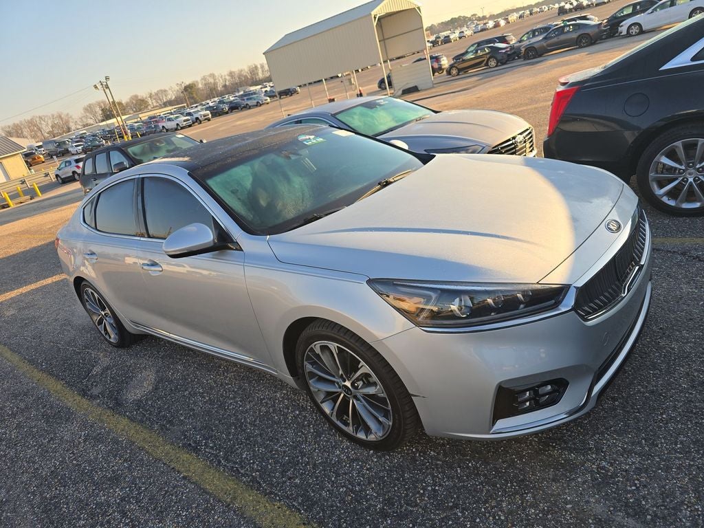 2017 Kia Cadenza Technology