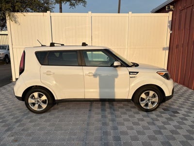 2018 Kia Soul Base