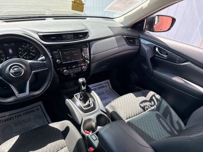 2020 Nissan Rogue SV