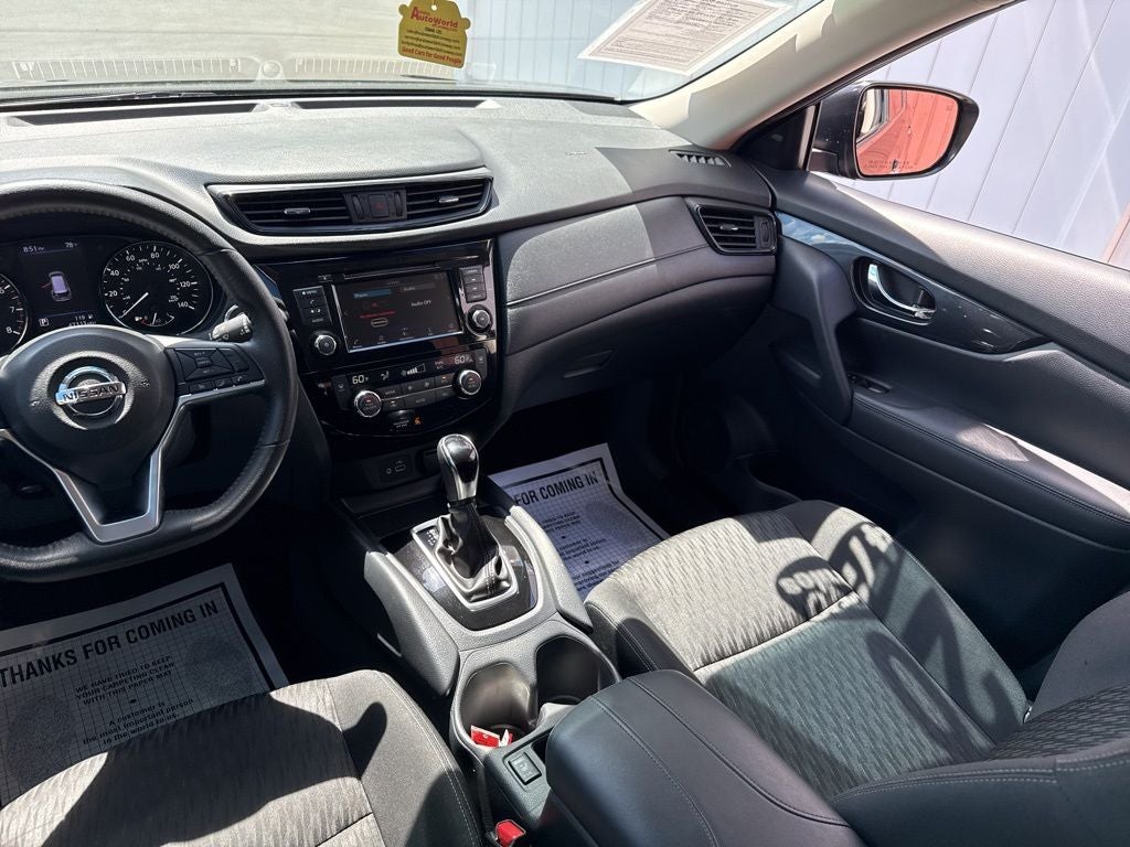 2020 Nissan Rogue SV