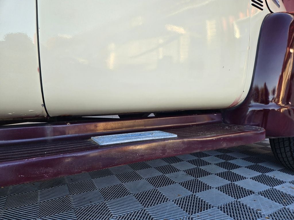 1953 Chevrolet 3100 Canopy Express