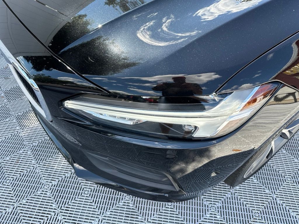 2018 Volvo S90 T5 Momentum