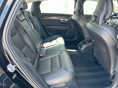 2018 Volvo S90 T5 Momentum