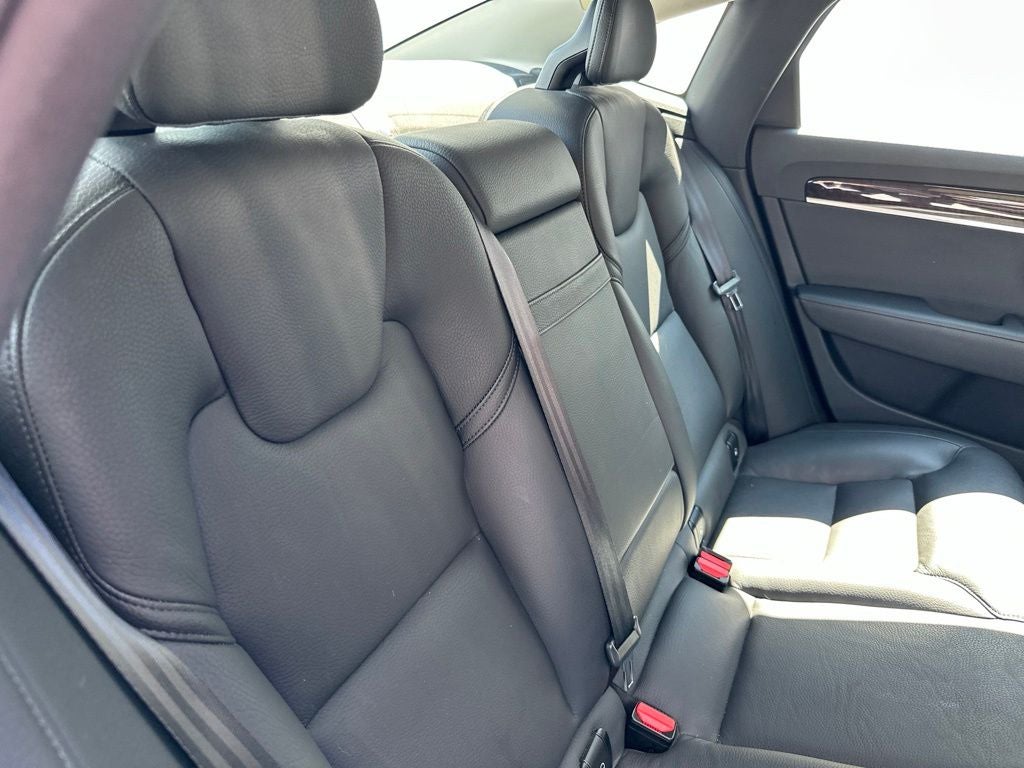 2018 Volvo S90 T5 Momentum