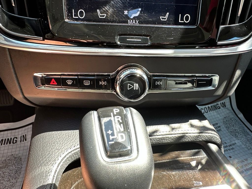 2018 Volvo S90 T5 Momentum