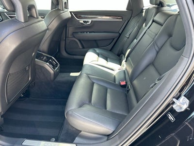 2018 Volvo S90 T5 Momentum
