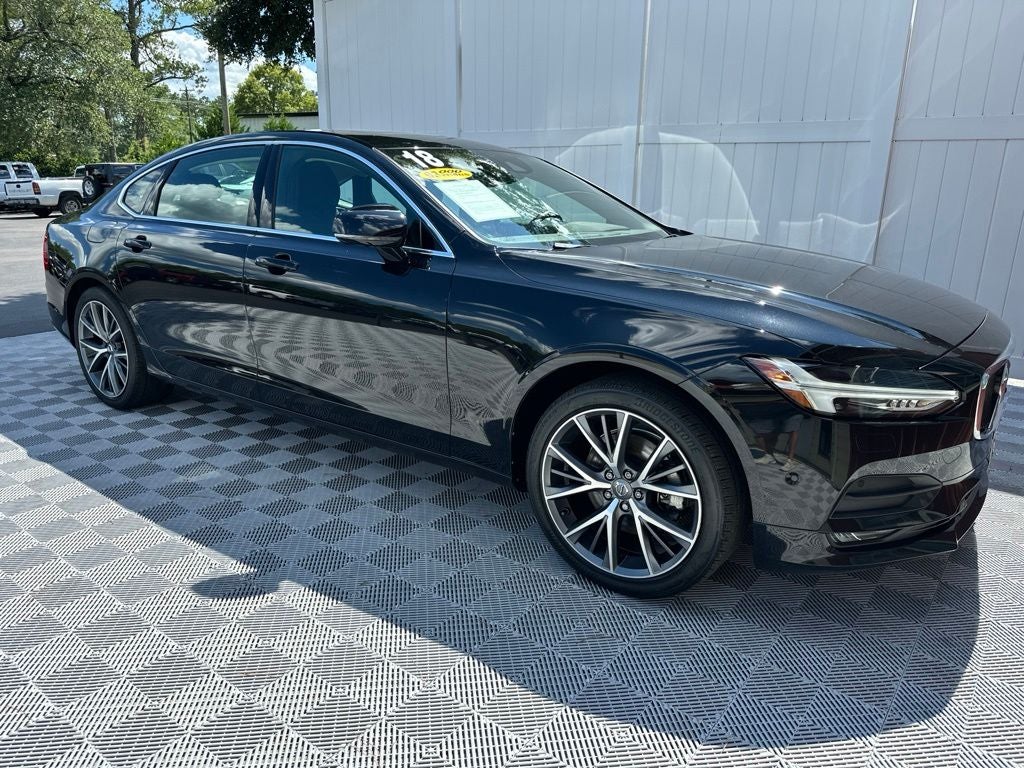 2018 Volvo S90 T5 Momentum