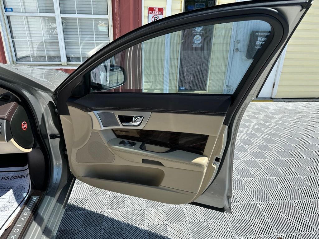 2012 Jaguar XF Portfolio
