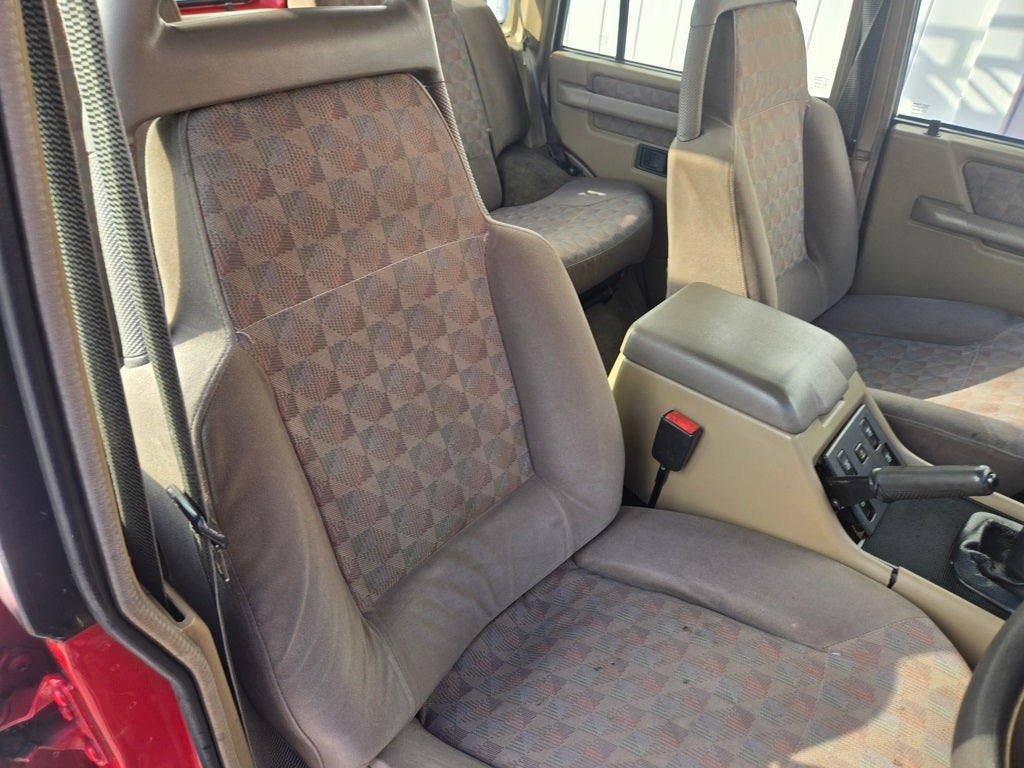 1994 Land Rover Discovery Base