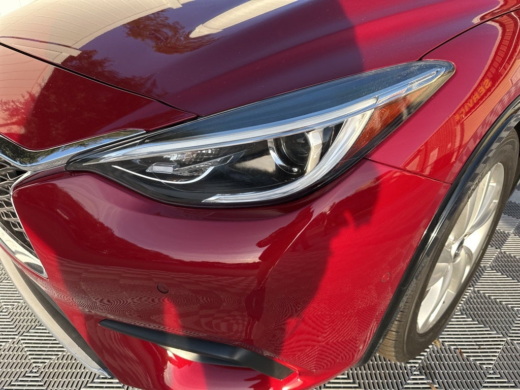 2019 INFINITI QX30 LUXE