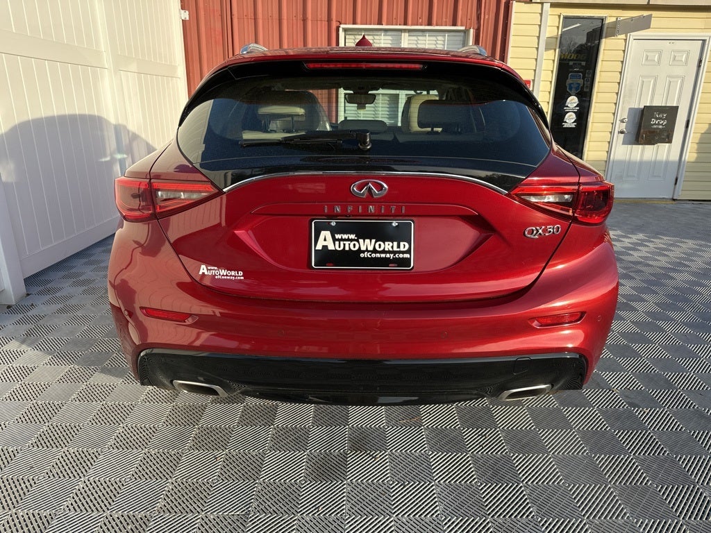 2019 INFINITI QX30 LUXE