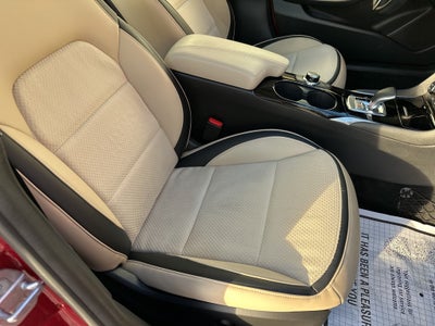 2019 INFINITI QX30 LUXE