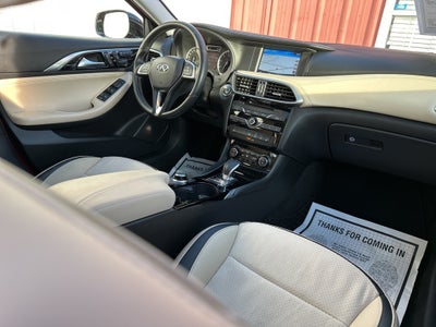 2019 INFINITI QX30 LUXE