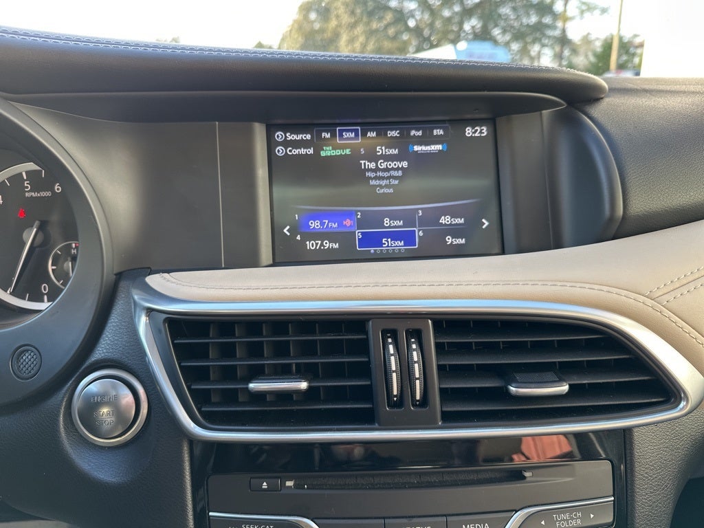 2019 INFINITI QX30 LUXE