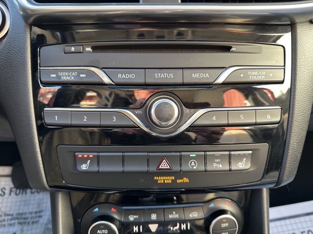 2019 INFINITI QX30 LUXE