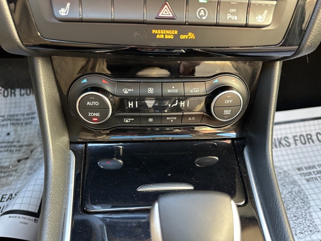 2019 INFINITI QX30 LUXE